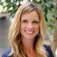 Tess Kent's Instagram, Twitter & Facebook