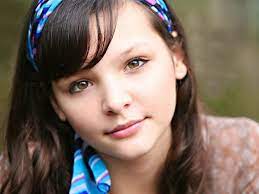 Cassady Mcclincy As Princess Amelia Lavande Hair Styles The Walking Dead Beauty