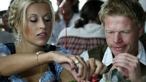 Heimlicher Kurzurlaub auf Mallorca: Kehrt Oliver Kahn zu Ehefrau Simone  zurück?