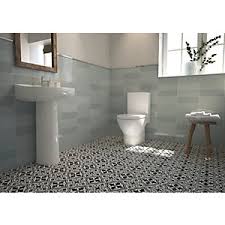 Dark gray tones are often associated with a comforting ambiance. Wickes Soho Green Ceramic Wall Tile 300 X 100mm Wickes Co Uk