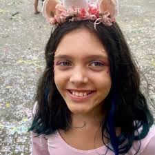 Olá pessoal! Este é o insta oficial da Regina Junior! Aqui, vou postar  vídeos todos os dias pra vocês! Então me sigam e curtam muito pra não  perder nada! 🥰🥰🥰🥰