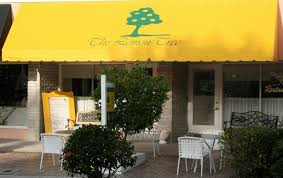 The Lemon Tree Favorite Among Locals And Tourists To Vero Beach Alike Get There Early For Breakfast T Vero Beach Restaurants Vero Beach Vero Beach Florida