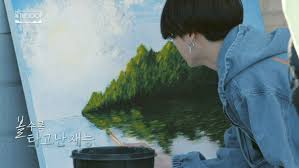 Bts S Jungkook Impresses With His Extraordinary Drawing Skills Kpophit Kpophit Kpop Hit (방탄소년단) bts jungkook cute and funny moments. bts s jungkook impresses with his
