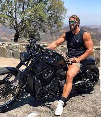 Pin On Motorcycles Bikergirls Motogp Motorcycling Sportbikes Choppers Bobbers Superbikes Bikerlifestyle Motorcyclejacket Biker Bikelife
