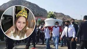 Anna oxa / fiorella mannoia. La Libertad Multitud Brinda El Ultimo Adios A La Reina Del Pollo Edicion Correo