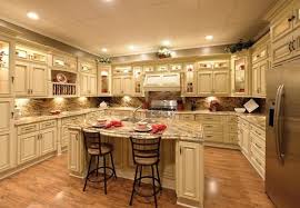 kitchen cabinets with antiquing glaze