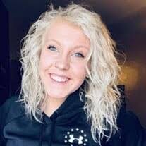 Michelle Teer's Instagram, Twitter & Facebook