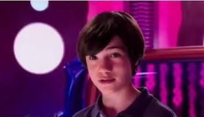 We can be heroes is a 2020 american superhero film written and directed by robert rodriguez. Who Plays Wild Card In We Can Be Heroes Cast Find Out All The Details About The Actor