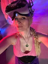 Funny moments in Living Single season 3 episode 5