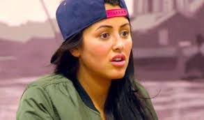 Chantelle Wood's Instagram, Twitter & Facebook