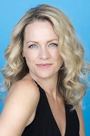 Stephanie Moore's Instagram, Twitter & Facebook