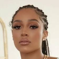 Josie Chavez's Instagram, Twitter & Facebook