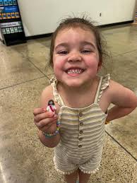 Mysterious gifts in Saline County