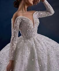 فساتين زفاف فساتين افراح On Instagram فساتين فرح ازياء مصممين فساتين ملكه جازان نجران Wedding Dress Sketches Wedding Dresses Wedding Dress Long Sleeve