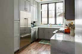 Worktop express is the uk's leading online solid wood worktop specialist, stocking a wide range of wooden worktops. Why Kraftmaid Outlet Store Is Good For Cheap Kitchen Cabinets Apartment Therapy