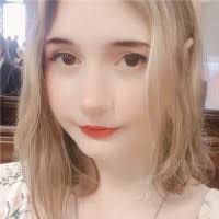 Nicole Seeman's Instagram, Twitter & Facebook