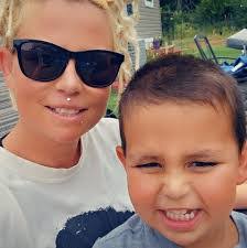 Ashley Akey's Instagram, Twitter & Facebook