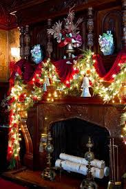 Mother and son build holiday gingerbread house. Decorated In An Old House In New York Very Well For Christmas Interior Design Ideas Ofdesign