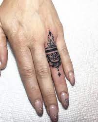 Well, our artists have integrity that they're not #tattoos #tats #bad tattoos #cute tattoos #finger tattoos #small tattoos. 40 Awesome Finger Tattoos For Men And Women Tattooblend Ring Finger Tattoos Finger Tattoo Designs Tattoos