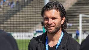 This youtube channel serves to archive my streams. Ex Profi Tim Hoogland Wird Co Trainer Der Schalker U 17 Kicker