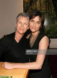 Jamie Lee Curtis And Alexandra Hedison Attend Alexandra Hedisons At Picture Id107135466 746 1024 Alexandra Hedison Jamie Lee Curtis Friends In Love