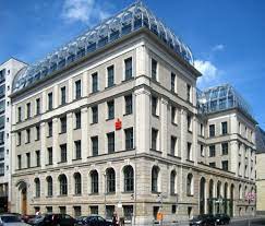 Vedi altri contenuti di hackescher markt su facebook. Datei Berlin Mitte Behrenstrasse Berliner Bank 05 Jpg Wikipedia