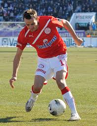 6 wins, 6 draws, and 7 losses. Datei Veselin Minev Antalyaspor 2012 Jpg Wikipedia