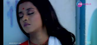 Is Nayan's hair the longest in Zeeworld?