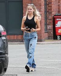 The love island star, 22, who was earlier unveiled. Molly Mae Hague Opts For A Laid Back Look In A Black Vest And Jeans As She Departs A Hair Salon Latest Celebrity News