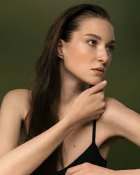 Ph: Audrey Bieber @audrey_bieber_photo Retouch: Alisa Stukalova  @alisa_stukalova . . . . . . . . #editorial #retouching #beautyretouching  #beautyretouch #highendbeauty #retouchingacademy #retouch #retoucher  #postproduction #postprocessing ...