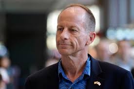 Don't leave 'beneficial' Gsomia, Stilwell exhorts