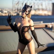 View A Lewder Catwoman by Liz Katz for free | Simply-Cosplay