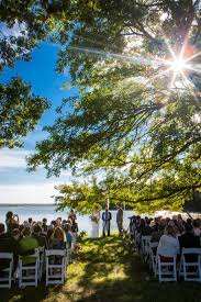 Stunning Outdoor Maryland Wedding Ceremony From Erika Dave S Offbeat Outdoors Maryland Wedd Maryland Wedding Venues Scenic Wedding Waterfront Wedding Venue