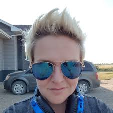 Jenn Kosior (@encoredramamama)