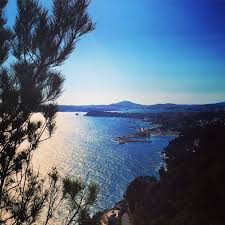 Toulon Le Mourillon Vu Du Fort Du Cap Brun Mer Mediterranee France Travel Beautiful Paradise Wanderlust Love France Outdoor City