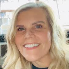 I'm thrilled to announce that I've been promoted to Sales Manager at Virgin  Hotels!!! 🎸 I am beyond blessed for this phenomenal team at Virgin Hotels  that have supported me in my