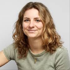 Allison Lindeman's Instagram, Twitter & Facebook