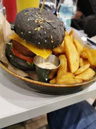 Épicerie fine, fromage, fruits et légumes. Le Paradis Du Fruit Thiais Restaurant Happycow