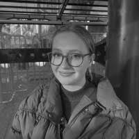 800+ perfiles de «Luna»