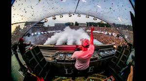 Afrojack streams live on twitch! Afrojack Tomorrowland Belgium 2019 W1 Youtube