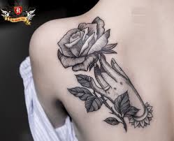 Xem những hình ảnh đẹp nhất của hoạt hình anime với chất lượng hd sắc nét đến tường chi tiết , nhiều mẫu hình ảnh đẹp dễ thương nhất của anime để bạn tải về dùng làm hình nền điện thoại hoặc hình nền máy tính. Khi Phai Ä'áº¹p XÄƒm Hinh Thá»ƒ Hiá»‡n Ca Tinh Cá»§a Phá»¥ Ná»¯ Rio Studio