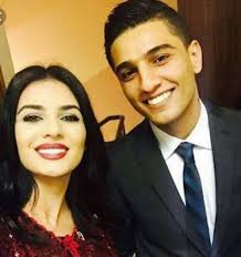 انفراداليوم بكشف رفع اسم #محمود_كهربا من قائمة الزمالك المحلية تعني تسهيل قيد الاهلي للاعب واهدار حقوق الزمالك برافو ادارة. ØªØ²ÙˆØ¬ Ø³Ø± Ø§ ÙÙŠ Ø¯Ø¨ÙŠ Ù…Ø¹Ù„ÙˆÙ…Ø§Øª ØµØ§Ø¯Ù…Ø© Ø¹Ù† Ø¹Ø±ÙˆØ³ Ù…Ø­Ù…Ø¯ Ø¹Ø³Ø§Ù Ø§Ù„Ù…ÙˆØ¬Ø² ÙƒØ§ÙÙŠØ© Ø§Ù„Ù…ÙˆØ¬Ø²