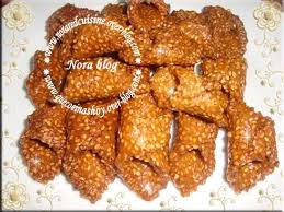 Les Babouches Douceurs Culinaires De Nora Morrocan Food Food Gastro