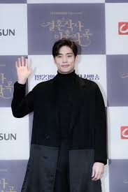 《결혼작사 이혼작곡》은 2021년 1월 23일부터 2021년 2월 28일까지 방송 예정인 tv 조선 토일 드라마이다. Gqj2aquro8vtjm