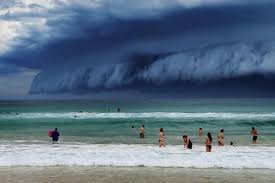 Some tsunami waves of under 40 centimetres have been observed at norfolk island, port villa and fiji, the bom said. Sydney Australia Photos Dramatic Photos Of Terrifying Tsunami Cloud Descending On Sydney Clouds Pictures Of The Week Tsunami