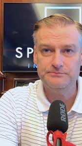 Uncover the truth about low-ball offers in this crucial negotiation guide!  We break down the typical scenarios, expected offer amounts, and the  essential strategies for formulating your response. ...