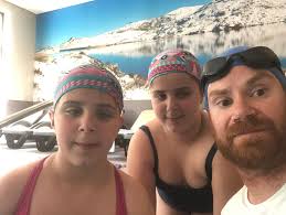 Terminado mais um ano letivo, vimos agradecer ao Hotel Vila Galé Serra da  Estrela por mais um ano de parceria que possibilitou que as "nossas  meninas" Maria e Matilde Costa, prosseguissem as