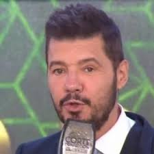 Si bien los números de audiencia jamás contentaron al conductor, la noche del lunes arrojó una cifra preocupante: Coronavirus Marcelo Tinelli Recibio La Vacuna