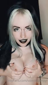 Vαl3r!3v@mpγr [02] - Porn Videos & Photos - EroMe