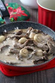 Put it into the cream of mushroom soup. Beef In Creamy Mushroom Sauce Kawaling Pinoy